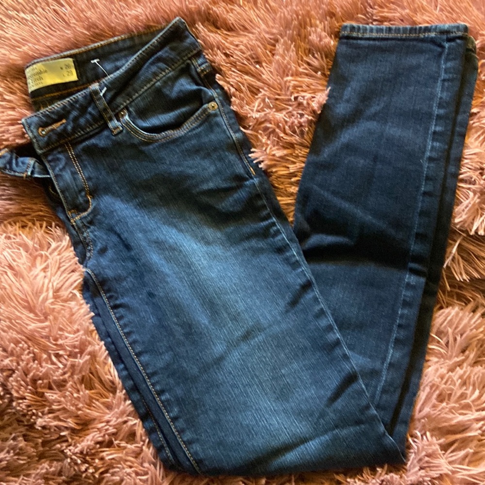 Abercrombie & Fitch Skinny jeans tags on
